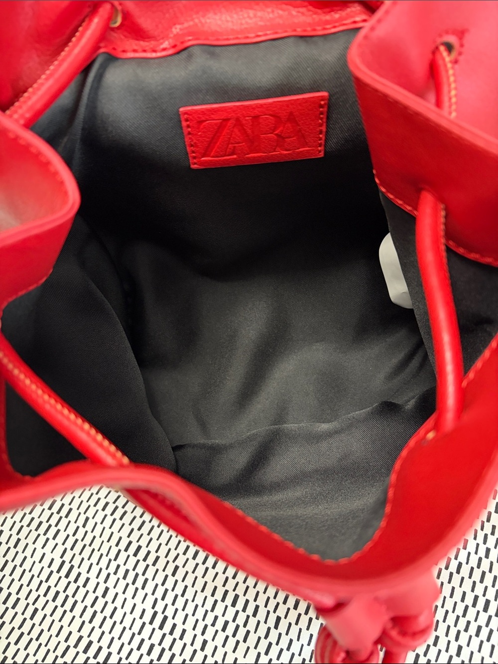 ZARA Red Pebbled Leather Drawstring Backpack - Picture 4 of 8